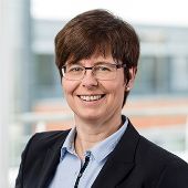 Dr. med. Katharina Tiemann címzetes egyetemi tanár (Titularprofessorin)